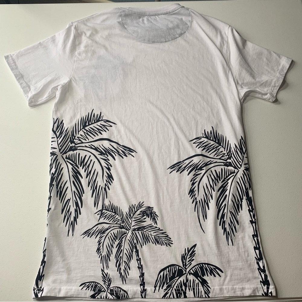 CRAFT AND FLOW VOYAGE TROPICAL‎ PALM BEACH T SHIRT MENS SMALL NWOT 100% cotton